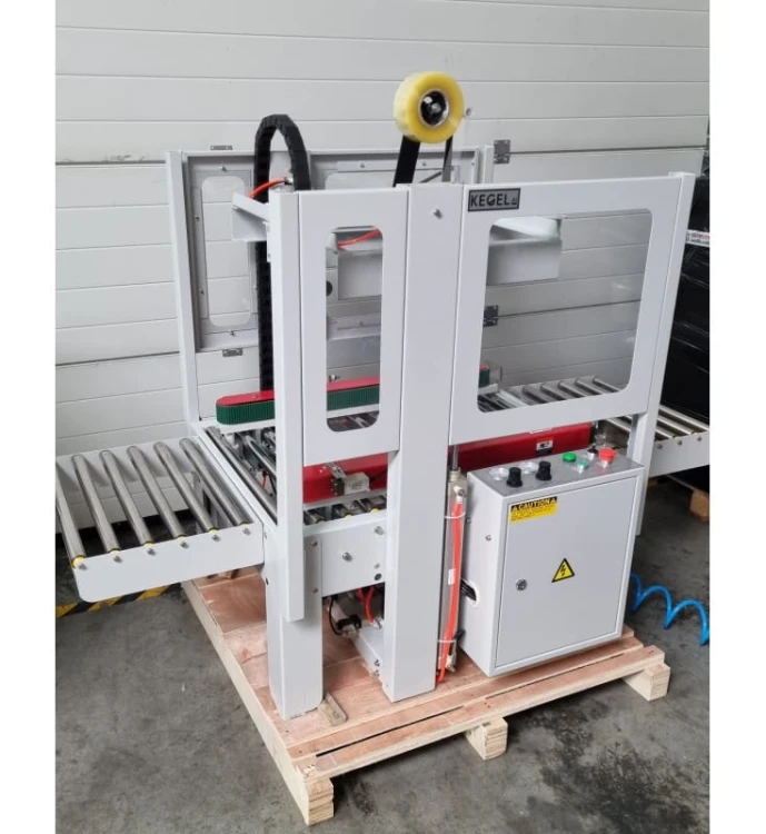 ZAKLEJARKA DO KARTONÓW AS823A